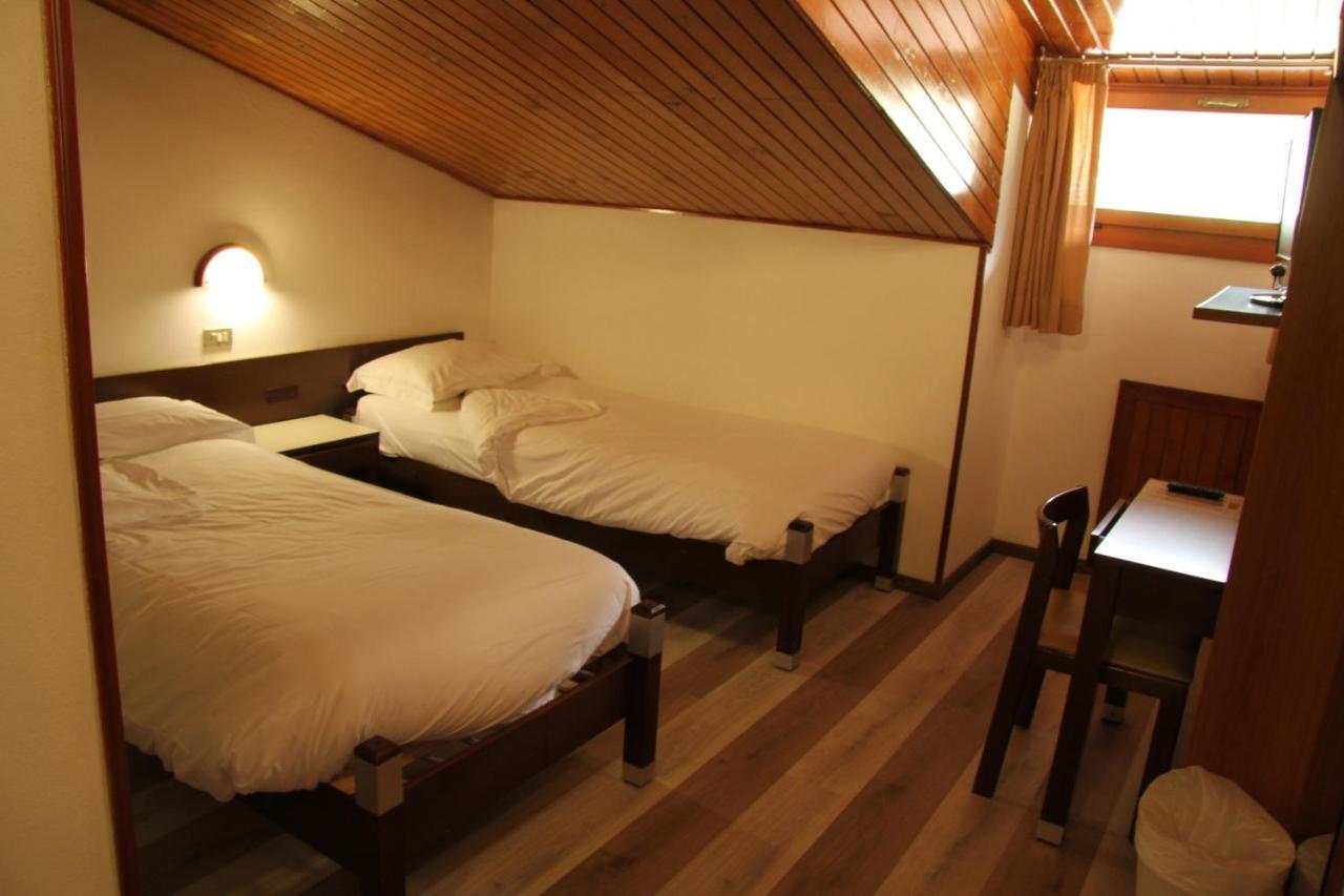 Hotel Davost Forni di Sopra Dış mekan fotoğraf